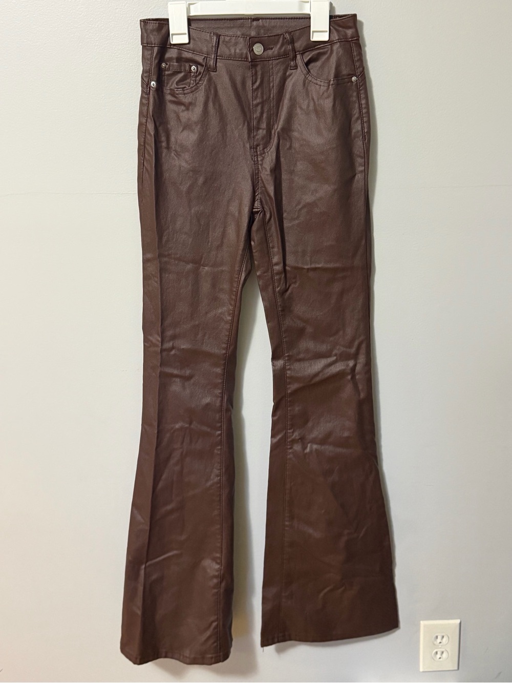 Women’s Medium Brown Coated Faux Leather Flare Pants High Rise Y2K Stretch